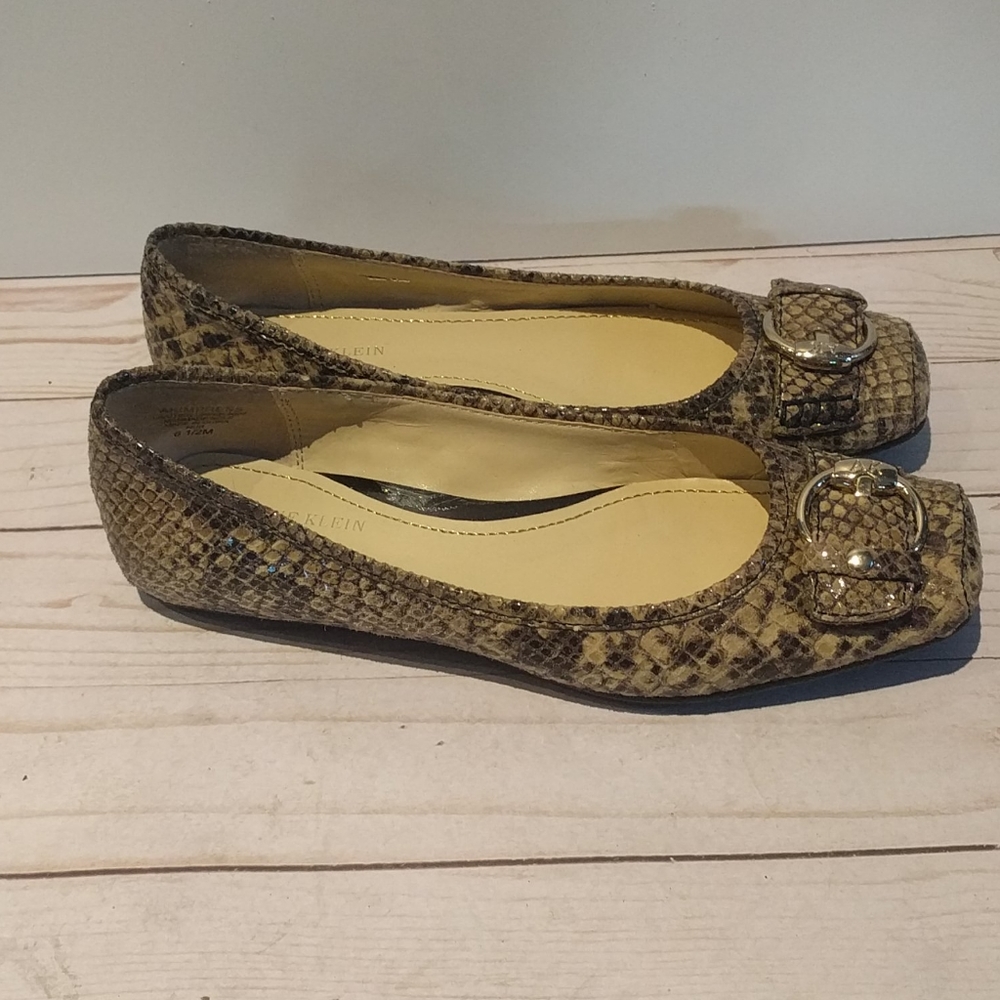 🌺🌸🍀 Animal pattern Flats by Anne Klein 🌺🌸🍀